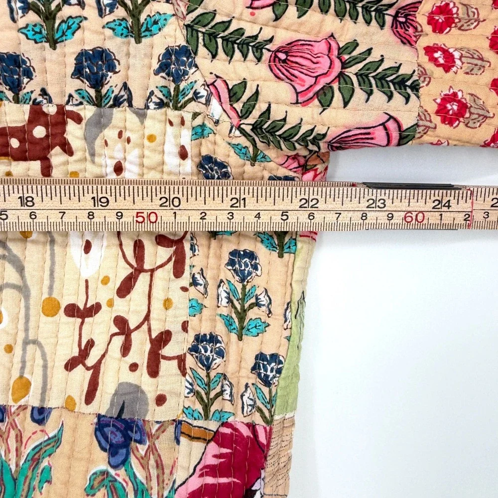 Reversible Quilted Patchwork Jacket Tan Multi Floral Kantha Style Button Front M - Picture 10 of 13